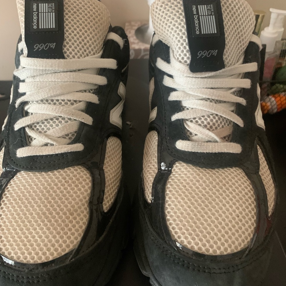 New Balance 990JS4 Men's Black and White Sneakers